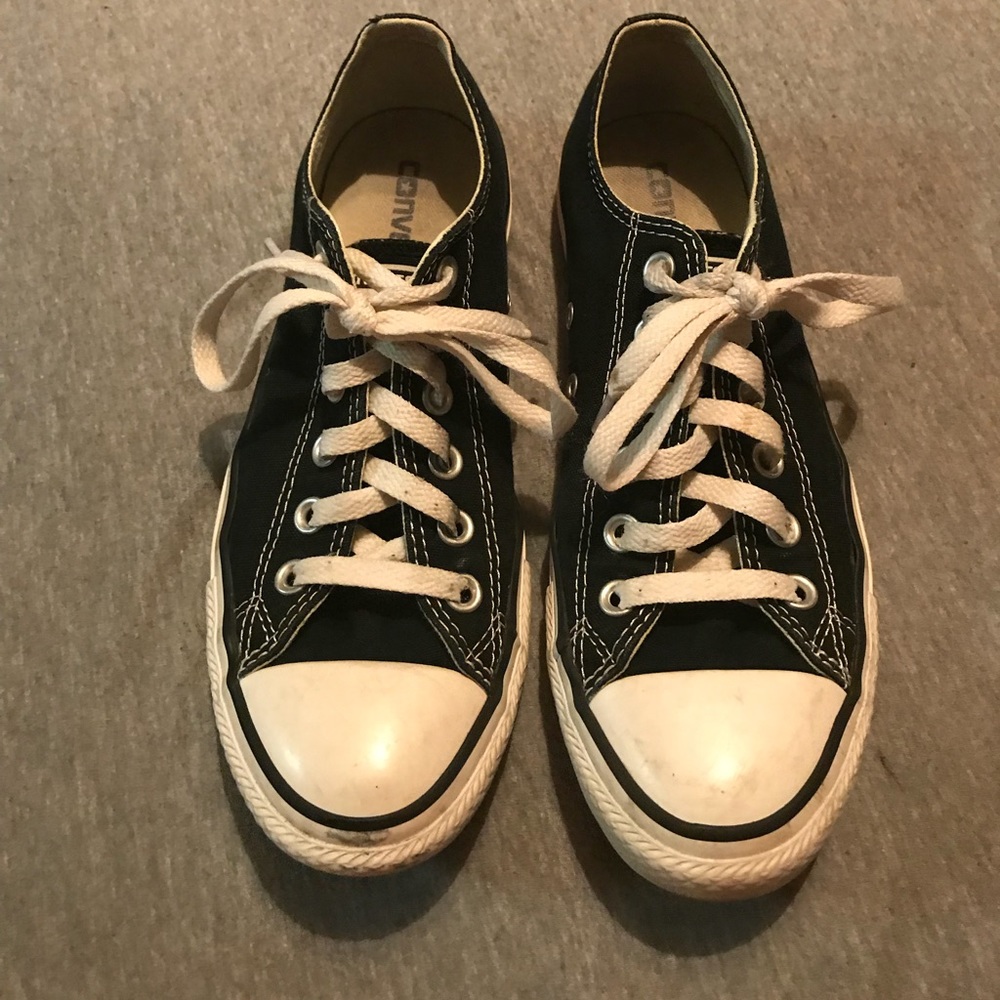 Black converse